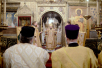 Slujirea Preafericitului Patriarh Chiril și a Patriarhului Catolicos al Întregii Georgii Ilie al II-lea de ziua pomenirii sfântului ierarh Filip în catedrala “Adormirea Maici Domnului” din Kremlin