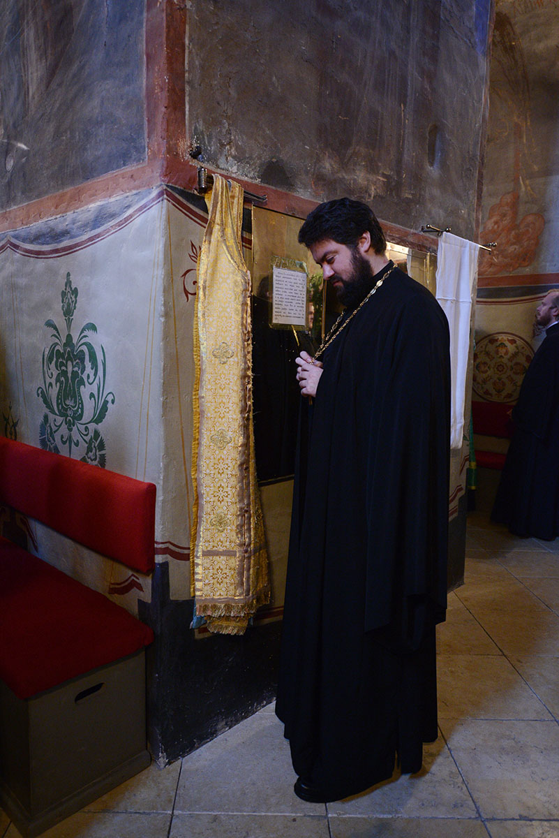 Slujirea Patriarhului la lavra „Sfânta Treime” a sfântului Serghie de ziua adormirii cuviosului Serghie de Radonej