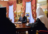Preafericitul Patriarh Chiril s-a întâlnit cu guvernatorul regiunii Leningrad A.Iu. Drozdenko
