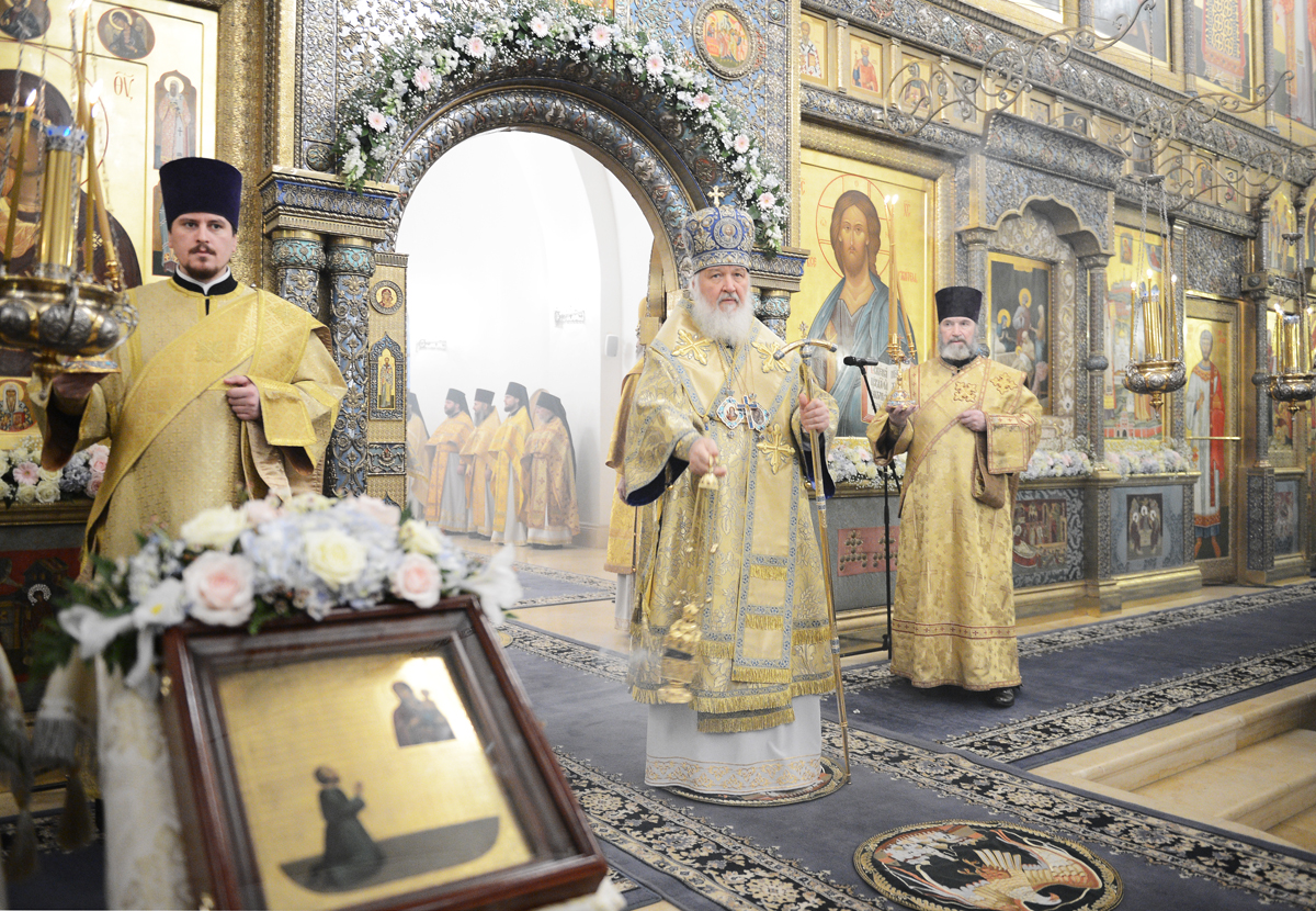 Патриаршее служение в Зачатьевском монастыре в день престольного праздника обители