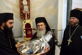 Membrii Misiunii duhovnicești ruse l-au felicitat pe Patriarhul Ierusalimului cu sărbătoarea Nașterea Domnului