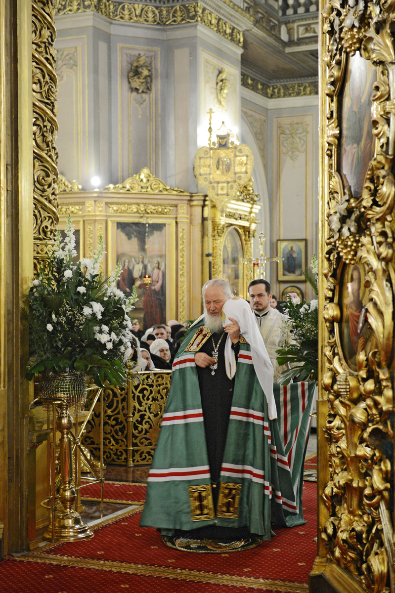 Slujirea Patriarhului de sărbătoarea Botezul Domnului la catedrala în cinstea Botezului Domnului în Elohovo, or. Moscova