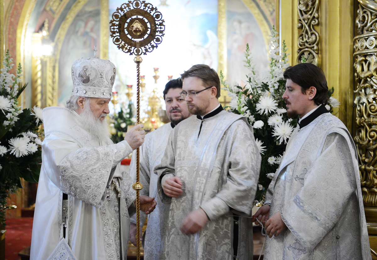 Slujirea Patriarhului de sărbătoarea Botezul Domnului la catedrala în cinstea Botezului Domnului în Elohovo, or. Moscova