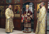 La aniversarea a cinci ani de la întronizarea Sanctității Sale Patriarhul Chiril la metocul Bisericii Ruse în Belgrad Sanctitatea Sa Patriarhul Serbiei Irineu a oficiat Liturghia