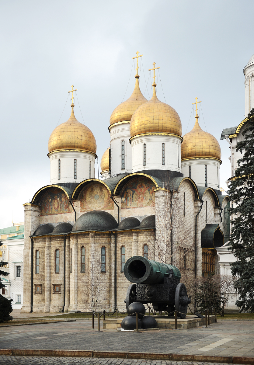 Slujirea Patriarhului în Duminica iertării la catedrala „Adormirea Maicii Domnului” în Kremlin
