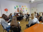 В Успенском храме Архангельска беременных учат петь колыбельные