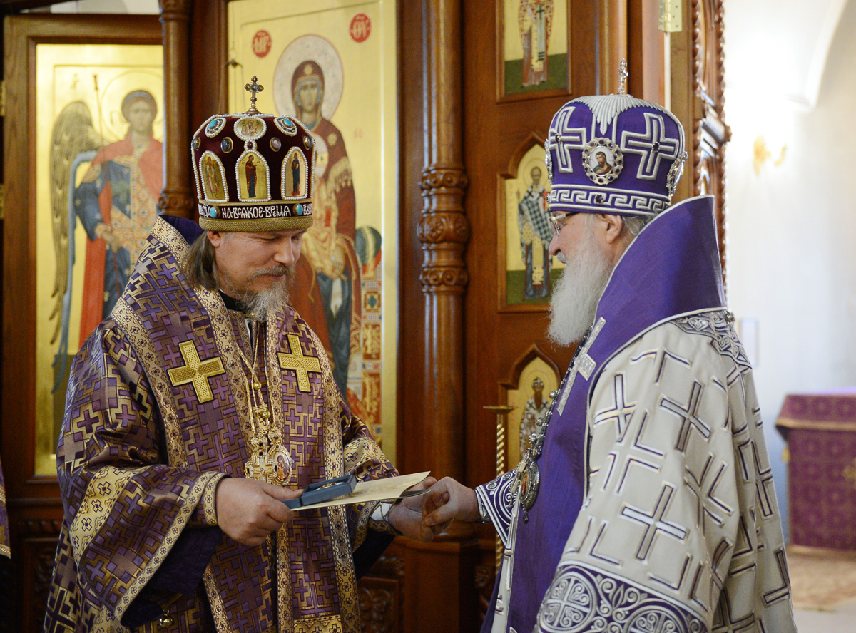 Патриаршее служение в неделю 4-ю Великого поста в храме прп. Алексия, человека Божия, в Красном Селе г. Москвы