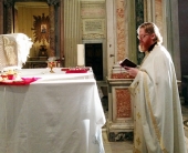 В день памяти преподобного Алексия, человека Божия, прихожане прихода святых Жен-мироносиц в Венеции молились у мощей святого в Риме