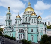 Патриаршее служение накануне субботы 5-й седмицы Великого поста в Богоявленском кафедральном соборе г. Москвы