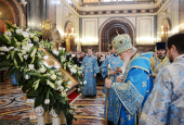Напередодні свята Благовіщення Пресвятої Богородиці Святіший Патріарх Кирил відправив всеношну в Храмі Христа Спасителя