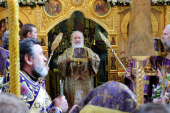 Slujirea Patriarhului în duminica a 5-a din Postul Mare la biserica în cinstea Icoanei Mântuitorului Nefăcută de mână omenească, pe Setuni