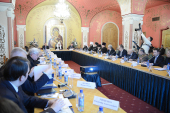Preafericitul Patriarh Chiril a condus şedinţa Consiliului de tutelă al programului „Alexandr Nevski” al Fundaţiei „Sfântul Andrei cel Întâi chemat” şi „Alexandr Nevski – numele Rusiei”