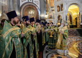 Preafericitul Patriarh Chiril a oficiat privegherea în ajunul sărbătorii Intrării Domnului în Ierusalim și a decorat un șir de clerici ai or. Moscova cu distincții bisericești