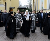 Напередодні Великої середи Святіший Патріарх Кирил взяв участь у вечірньому богослужінні в Покровському ставропігійному монастирі