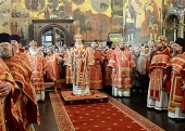 În ziua de luni a Săptămânii Luminate Întâistătătorul Bisericii Ruse a oficiat Liturghia la catedrala „Adormirea Maicii Domnului” în Kremlin, or. Moscova