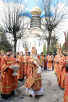 Патріарше служіння в четвер Світлої седмиці в Троїце-Сергієвій лаврі