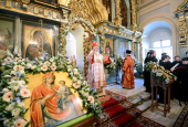 De sărbătoarea icoanei Maicii Domnului de Iveria Întâistătătorul Bisericii Ruse a oficiat Liturghia la mănăstirea Novodevicii, or. Moscova, şi a condus hirotonirea arhimandritului Antonii (Azizov) în treapta de episcop de Ahtubinsk