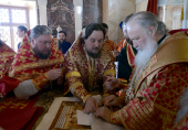 Preafericitul Patriarh Chiril a oficiat sfinţirea catedralei „Sfântul Alexandru Nevski” de la mănăstirea Novo-Tihvinski, or. Ecaterinburg, şi a condus hirotonia arhimandritului Diodor (Isaev) în treapta de episcop de Melekess şi Cerdakly