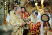 Предстоятелі Єрусалимської і Руської Православних Церков звершили Божественну літургію у Храмі Воскресіння Христового