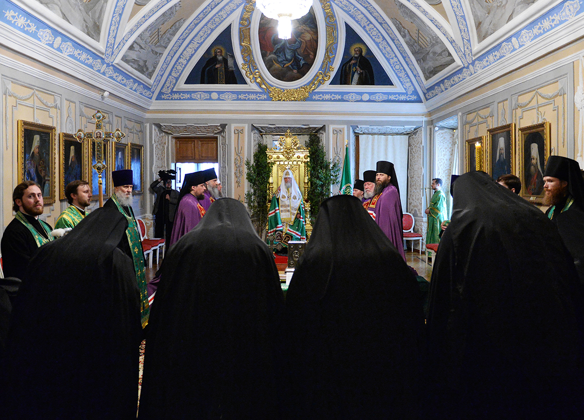 Ipopsifierea arhimandritului Vladimir (Miheikin) în treapta de episcop de Petropavlovsk, a arhimandritului Nicanor (Anfilatov) în treapta de episcop de Eniseisk, a arhimandritului Agafanghel (Daineko) în treapta de episcop de Norilsk și a arhimandritului Simon (Morozov) în treapta de episcop de Șahty