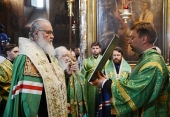 Предстоятель Русской Церкви совершил малую вечерню с акафистом преподобному Сергию Радонежскому в Троице-Сергиевой лавре