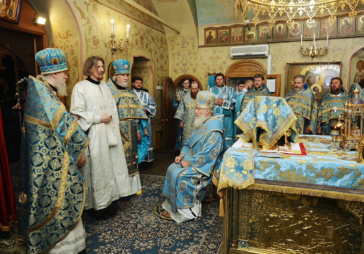 Патриаршее служение в праздник Казанской иконы Божией Матери в Казанском соборе на Красной площади г. Москвы