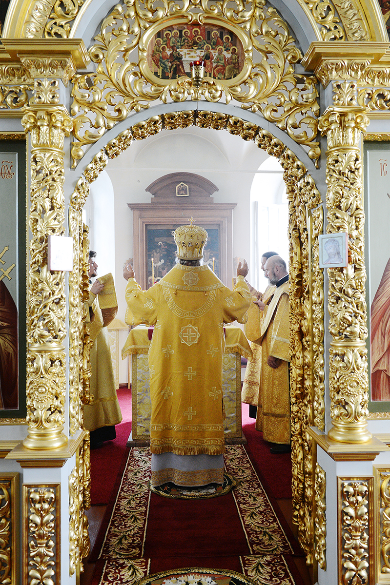Патриарший визит на Соловки. Божественная литургия в Голгофо-Распятском Анзерском скиту