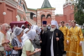 В день памяти блаженного Василия, Московского чудотворца, митрополит Истринский Арсений совершил Литургию в Покровском соборе на Красной площади в Москве