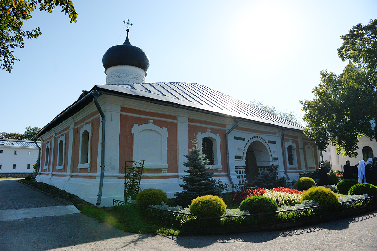 Патриарший визит в Псковскую епархию. Посещение Снетогорского монастыря