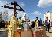 Întâistătătorul Bisericii Ruse a oficiat sfințirea pietrei de temelie a bisericii în cinstea sfântului dreptcredinciosului cneaz Alexandru Nevski într-un cartier nou al or. Birobidjan