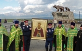 На Камчатку из Троице-Сергиевой лавры была принесена чтимая икона преподобного Сергия Радонежского с частицей мощей