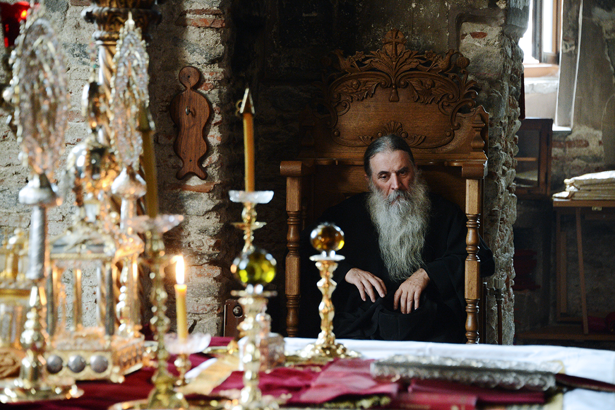 Визит Святейшего Патриарха Кирилла в Грецию. Прибытие на Афон. Посещение собора Протата