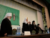 Preafericitul Patriarh Chiril a inaugurat adunarea egumenilor și egumenelor Bisericii Ortodoxe Ruse în incinta Academiei de teologie din Moscova
