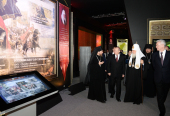 Președintele Rusiei și Întâistătătorul Bisericii Ruse au vizitat în comun expoziția-for „Rusia Ortodoxă - către Ziua unității naționale” în or. Moscova