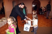 Представитель Синодального отдела религиозного образования и катехизации посетил дом беженцев в Ростове-на-Дону