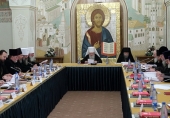 Raportul mitropolitului de Krutitsy Iuvenalii prezentat la prima ședință a Consiliului bisericesc-obștesc pentru înveșnicirea memoriei noilor mucenici și mărturisitori ai Bisericii Ruse