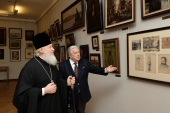 Святейший Патриарх Кирилл посетил Московскую государственную картинную галерею художника Ильи Глазунова