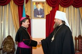В Алма-Ате прошла встреча митрополита Астанайского Александра с апостольским нунцием в Казахстане архиепископом Мигелем