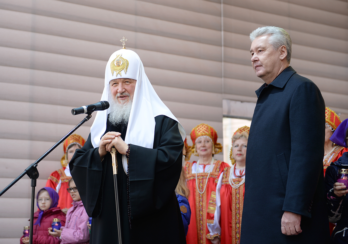 Посещение Святейшим Патриархом Кириллом фестиваля «Пасхальный дар» в Москве