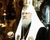 La aniversarea a 25 de ani din ziua decesului vrednicului de pomenire Preafericitul Patriarh Pimen la paraclisul reședinței Patriarhale din stradela Cistyi a fost oficiată o panihidă