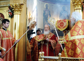 В день памяти великомученика Георгия Победоносца Святейший Патриарх Кирилл совершил Литургию в Георгиевском храме на Поклонной горе