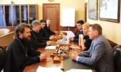 Rectorul Aspiranturii și doctoranturii general-bisericești mitropolitul de Volokolamsk Ilarion a avut o întâlnire cu conducerea Comisiei supreme de atestare