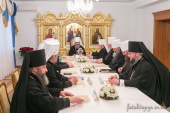 В Киеве началось очередное заседание Синода Украинской Православной Церкви