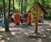 На месте мученической кончины епископа Верненского и Семиреченского Пимена освящен крест в основание строительства часовни-памятника
