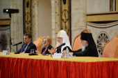 Святейший Патриарх Кирилл возглавил пленарное заседание V Общецерковного съезда по социальному служению