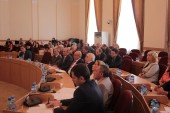 В рамках епархиального этапа Рождественских чтений в Парламенте Кабардино-Балкарии обсудили вопросы взаимодействия религиозных общин, власти и общества в духовно-нравственном воспитании