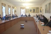 La Departamentul pentru relațiile externe bisericești a avut loc seminarul interconfesional dedicat aniversării a 15 ani de la publicarea „Fundamentelor concepției sociale a Bisericii Ortodoxe Ruse”