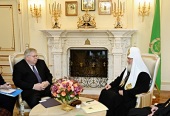 Святіший Патріарх Кирил зустрівся з послом США в Росії Джоном Ф. Теффтом