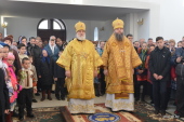 В праздник Собора новомучеников и исповедников Белорусских Патриарший экзарх всея Беларуси освятил Благовещенский храм в городе Слониме