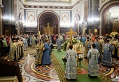 В канун праздника Введения во храм Богородицы Святейший Патриарх Кирилл совершил всенощное бдение в Храме Христа Спасителя в Москве